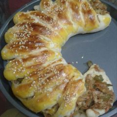 A picture of Stuffed chickn bread😋.