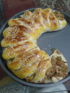 A picture of Stuffed chickn bread😋.