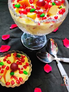 ফ্রুট কাস্টার্ড (fruit custard recipe in Bengali) রেসিপির প্রধান ছবি