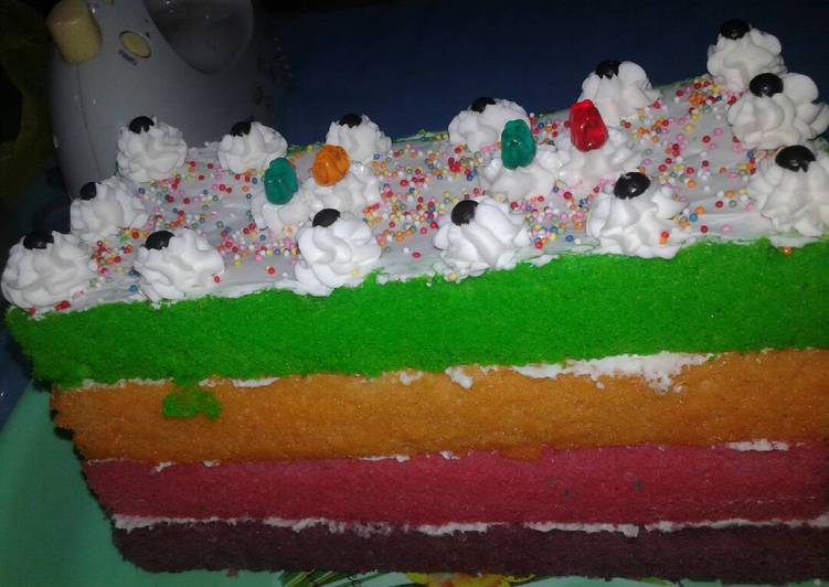 Resep Rainbow cake kukus lembut yang Lezat Sekali