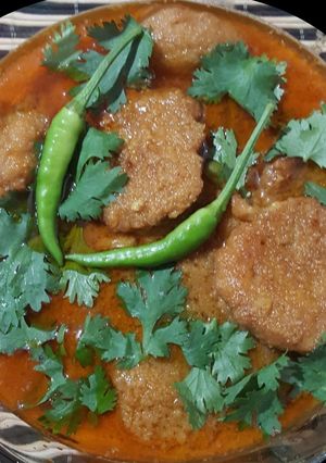 A picture of Moong dal ki magoichiyan.