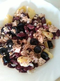Una foto de Ensalada de alubias rojas