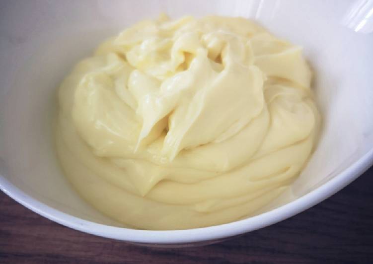 Step-by-Step Guide to Make Qualsiasi sera della settimana Maionese fatta in casa