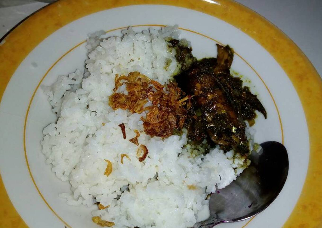 Tidak ada cumi-cumi, tidak ada kedelai, tidak ada pesan.