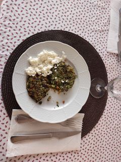 Una foto de Rosti o tortitas de calabacín, berenjena y zanahoria