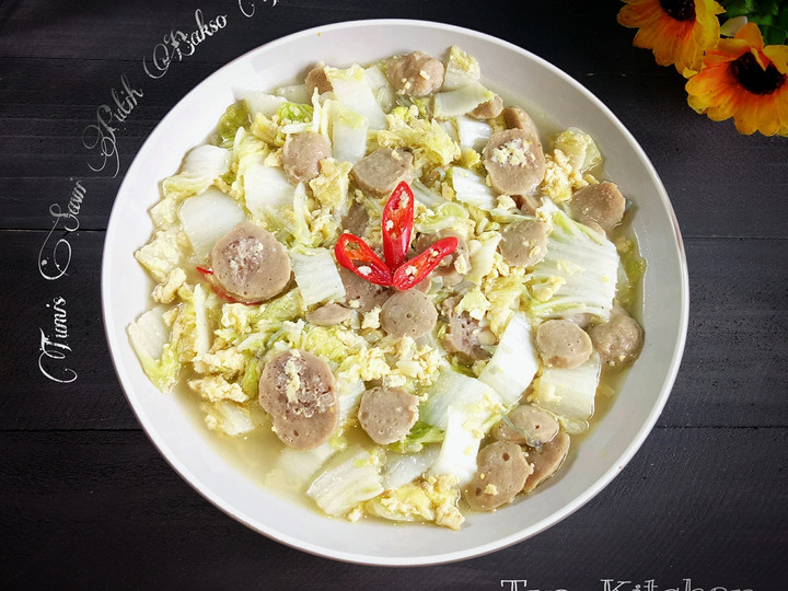 Cara Gampang Menyiapkan Tumis Sawi Putih Bakso Telur, Lezat Sekali