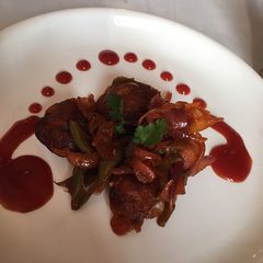A picture of Fried soya chunks.