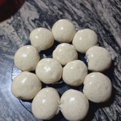A picture of Okara (Soya beans Pulp).