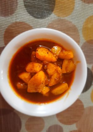 ખાટુમીઠું જામફળનું શાક(Guava sabji recipe in Gujarati) રેસીપી મુખ્ય ફોટો