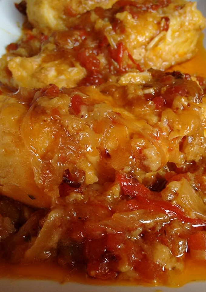 Una foto de Bacalao encebollado