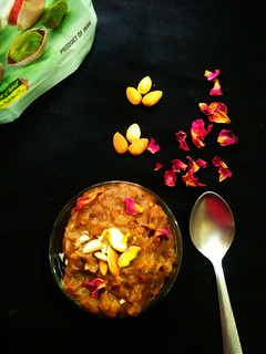 सिंघाड़े के का हलवा(Singhare Ke Aate Ka Halwa) रेसिपी मुख्य फोटो