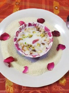 समा के चावल की खीर (sama ke chawal ki kheer recipe in Hindi) रेसिपी मुख्य फोटो