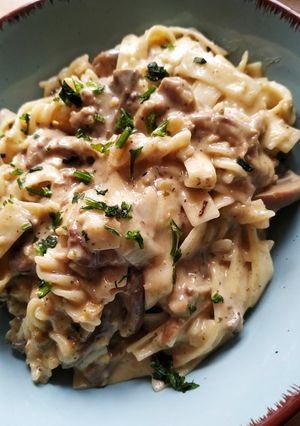Tejszínes gombás tészta recept fotója