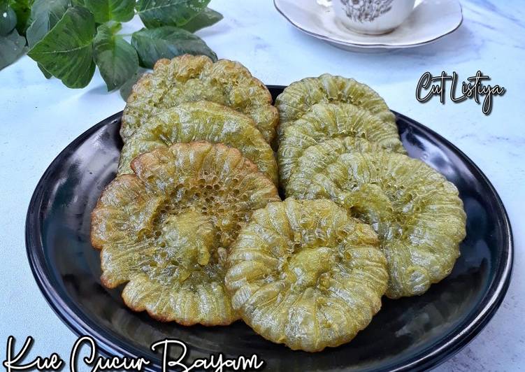 Kue Cucur Bayam