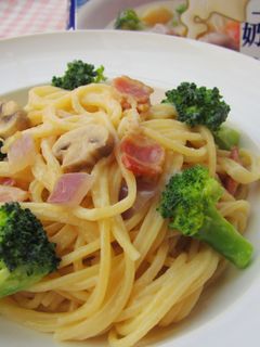 【北海道白醬煮】白醬培根蘑菇義大利麵 的食譜成品照片