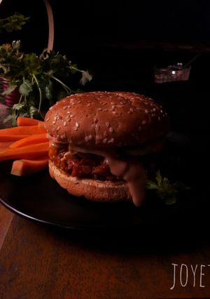 A picture of Paneer makhani burger.