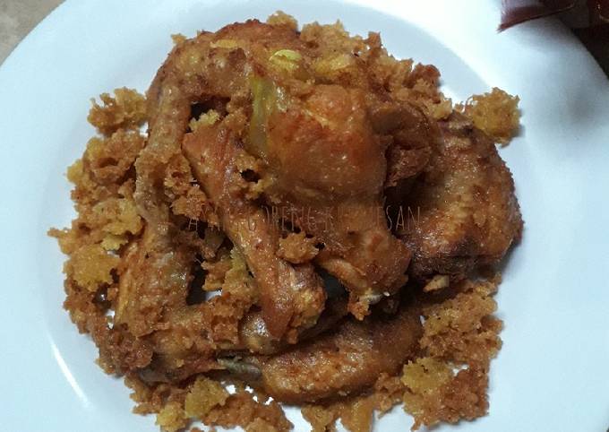 Langkah Mudah untuk Menyiapkan Ayam goreng kremesan simpel yang Enak