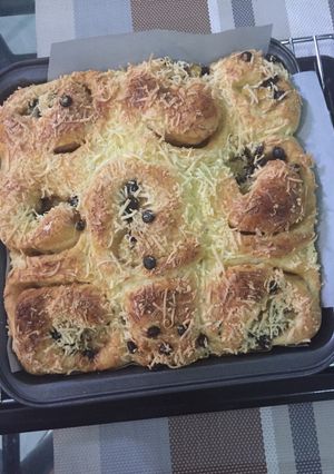Foto resep Banana choco cheese roll bread