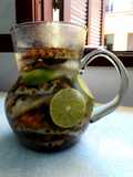 Água saborizada de abacaxi com limão
