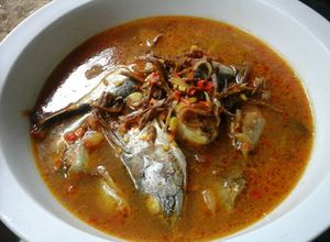 Foto resep Bau peapi mandar (ikan rebus)
