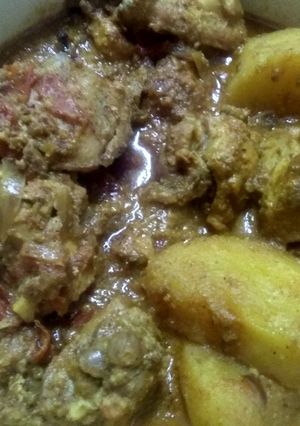 A picture of Chicken curry.