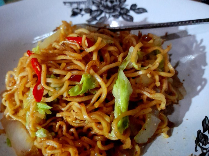 Langkah Mudah untuk Membuat Mie goreng sederhana yang Enak Banget