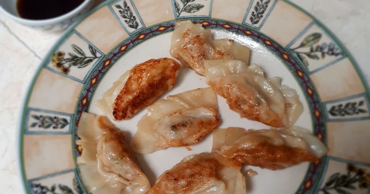 Resep Gyoza Simpel oleh Angela Irina - Cookpad