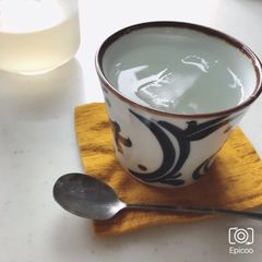 A picture of Japanese plum soda.