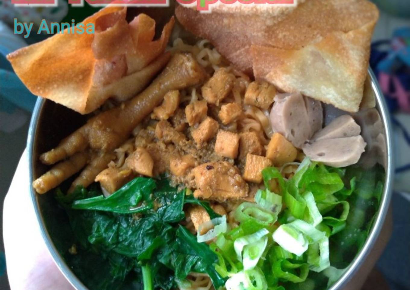 25. Mi Yamin Spesial (Topping ayam)