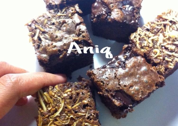 Cara Gampang Menyiapkan Fudgy brownies by aniq Anti Gagal