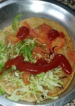 वेज उत्तपम(veg uttpam recipe in hindi) रेसिपी मुख्य फोटो