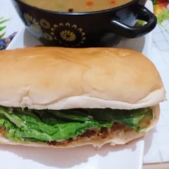 A picture of Chicken cutles burger.