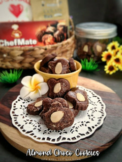 Foto resep 5. Almond Choco Cookies