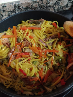 Una foto de Tallarines 3 delicias