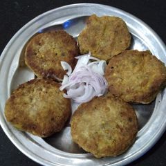 A picture of Shami kabab.