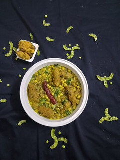વાલોળ મુઠીયા નું શાક (Valor Muthia Shak Recipe In Gujarati) રેસીપી મુખ્ય ફોટો