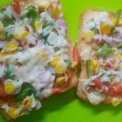 A picture of Bread pizza.