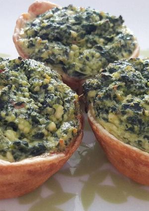 Una foto de Mini tartas de espinaca