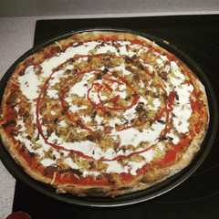 Una foto de Pizza de kebap