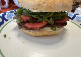 Sándwich Chacarero estilo Ally