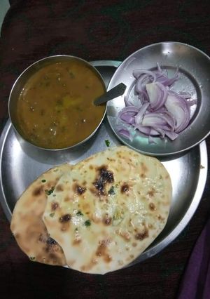 दाल मखनी (Dal makhani recipe in hindi) रेसिपी मुख्य फोटो