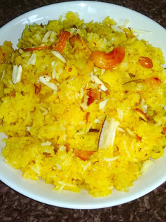 A picture of Peele chawal/ zarda pulav.
