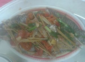 Hình của món Cá rô phi hấp bia sả.