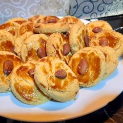 A picture of Besan ki Naan khatai.