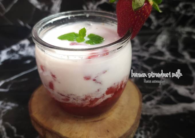 Resep 337# Korean strowberri milk, Bisa Manjain Lidah