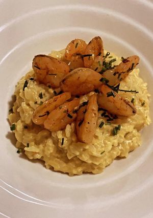 Una foto de Risotto a la huancaina con camarones