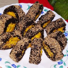 A picture of Oreo biscuits Roll.