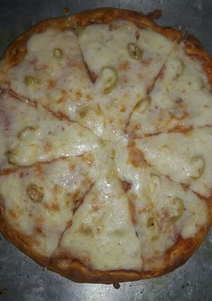 صورة لوصفة بيتزا مارجريتا الهشه 😋🍕🍕