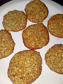Una foto de Galletitas de avena y banana RECETA SIN HARINA ✨