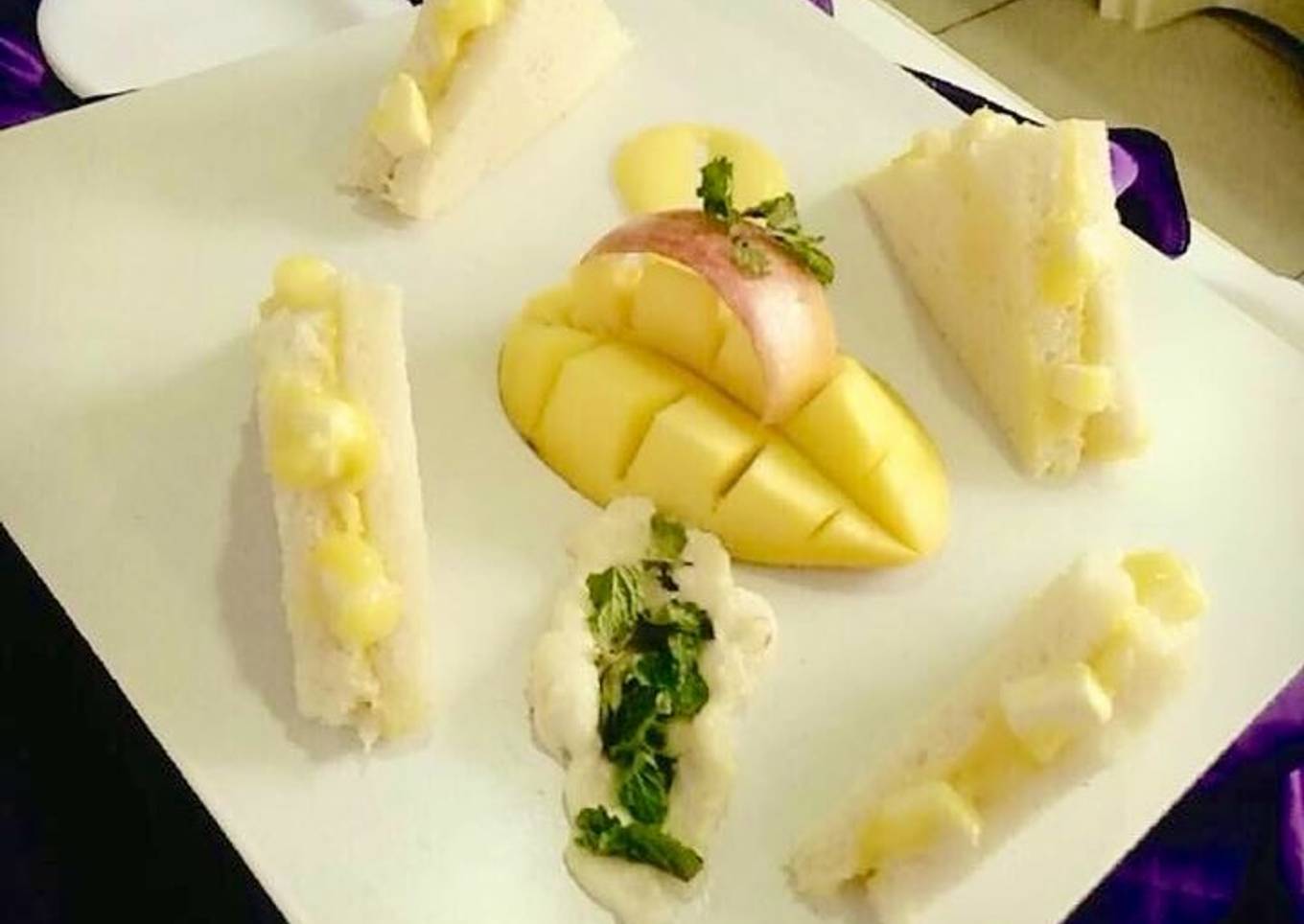 Mango sandwich